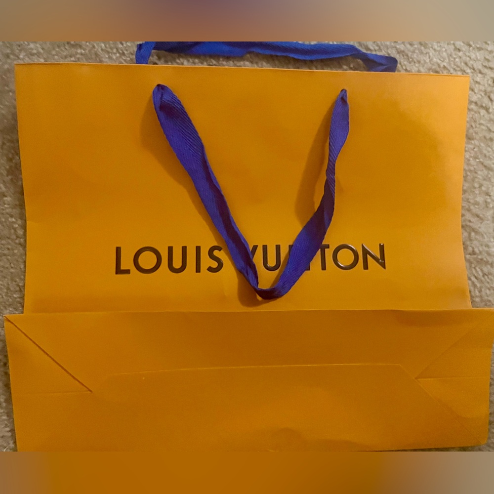 Medium LV shopping bag